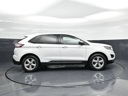 Used 2017 Ford Edge SE FWD image 20