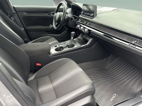 Used 2022 Honda Civic Sport image 17