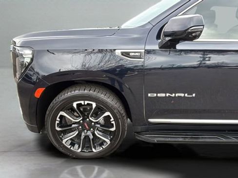 Used 2023 GMC Yukon Denali w/ Max Trailering Package image 35
