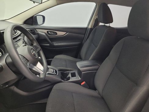 Used 2018 Nissan Rogue Sport S image 17