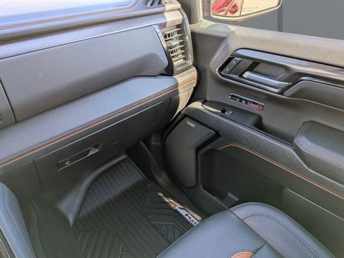 Used 2023 GMC Sierra 1500 AT4 w/ Technology Package image 16