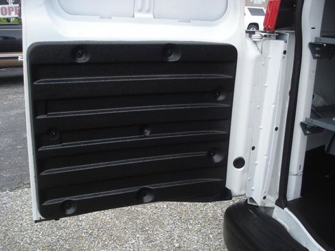Used 2021 Chevrolet Express 2500 RWD image 24