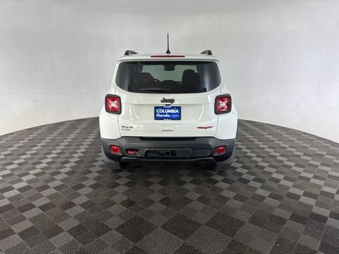 Used 2019 Jeep Renegade Trailhawk w/ Cold Weather Group II AWD/4WD image 7