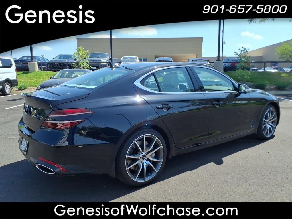 Used 2026 Genesis G70 2.5T Prestige RWD image 5