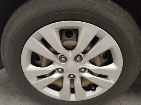 Used 2022 Kia Soul LX image 31