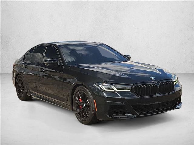 Used 2021 BMW M550i xDrive w/ Dynamic Handling Package AWD/4WD image 3