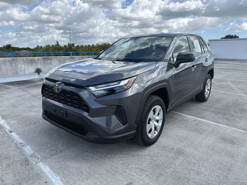 Used 2025 Toyota RAV4 LE image 31