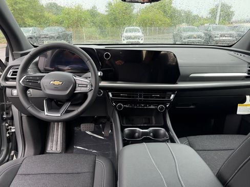 New 2026 Chevrolet Traverse LT w/ Driver Confidence Package image 13