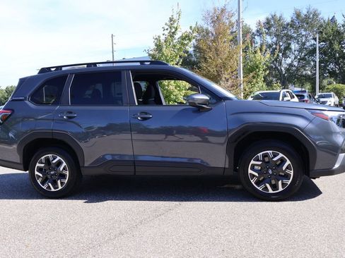 Used 2026 Subaru Forester Premium AWD/4WD image 9
