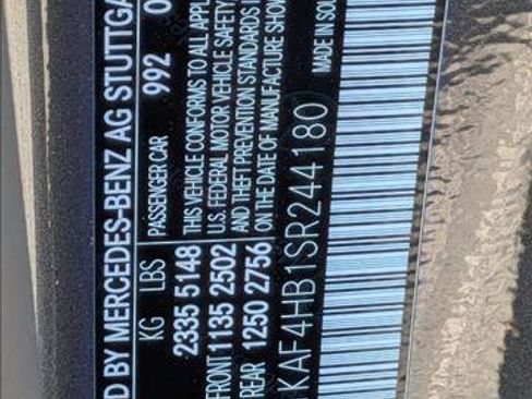 Used 2025 Mercedes-Benz C 300 4MATIC Sedan image 17