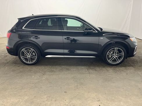 Used 2023 Audi Q5 e Premium Plus w/ Premium Plus Package AWD/4WD image 4