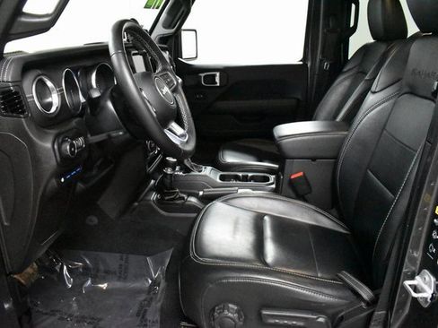 Used 2022 Jeep Wrangler Unlimited Sahara w/ Cold Weather Group image 12