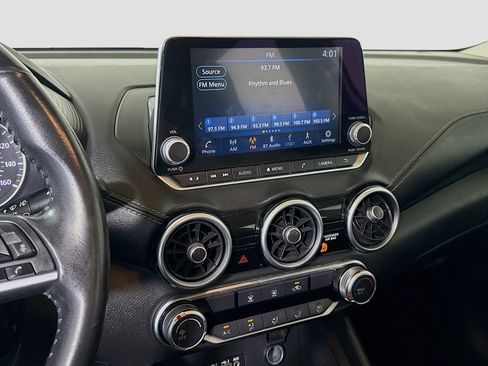 Used 2022 Nissan Sentra SV image 18