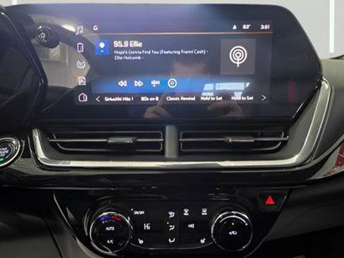 New 2026 Chevrolet Trax RS w/ Driver Confidence Package FWD image 19