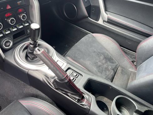 Used 2016 Subaru BRZ Limited RWD image 17