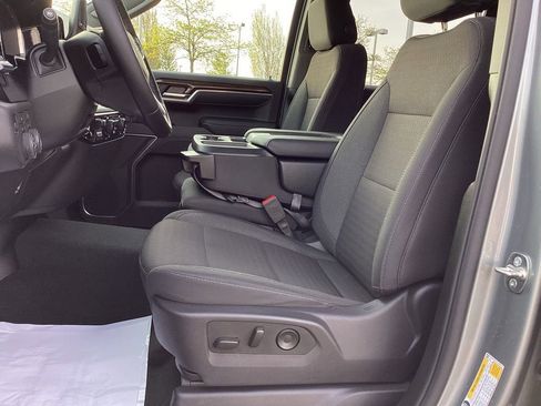 Used 2026 Chevrolet Silverado 1500 LT AWD/4WD image 13