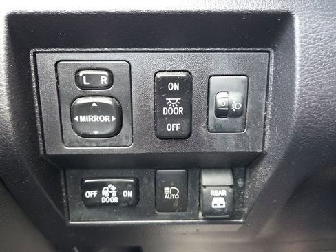 Used 2021 Toyota Tundra SR5 image 24