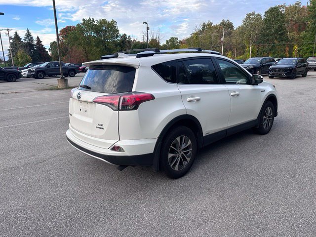 Used 2016 Toyota RAV4 XLE AWD/4WD image 3