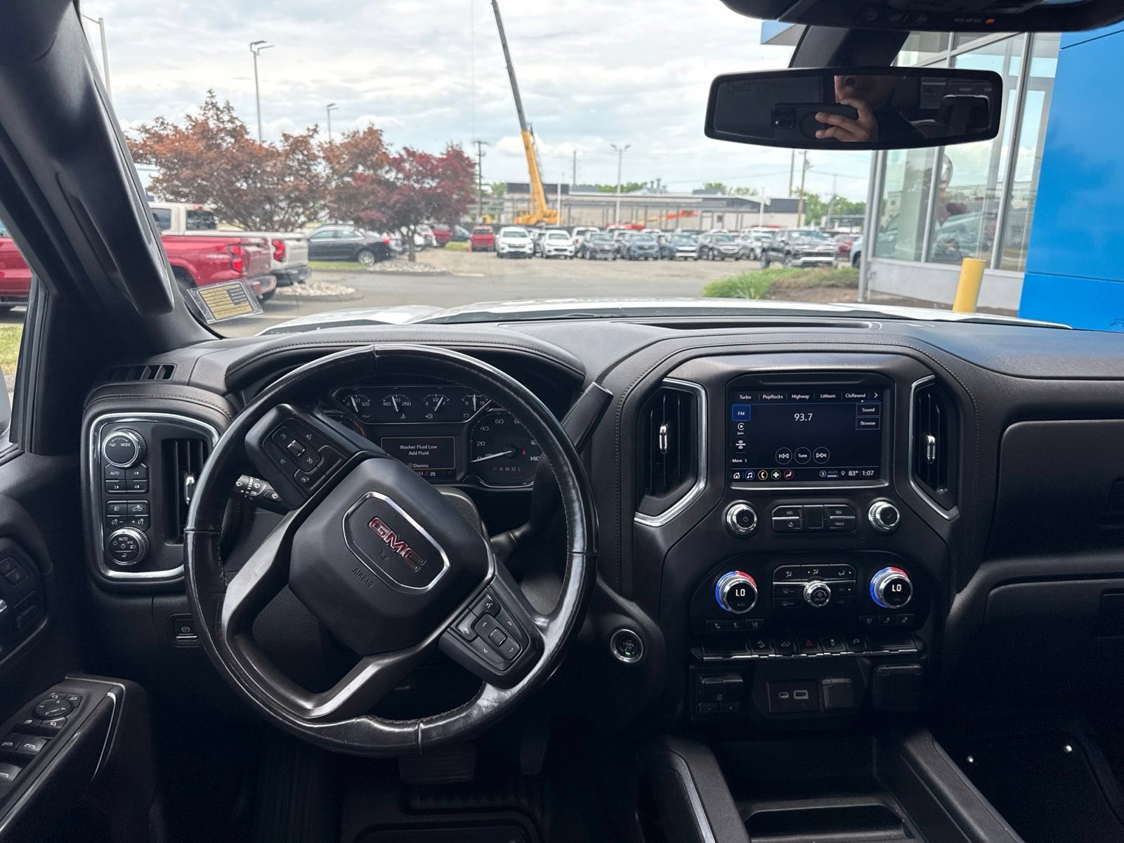 Used 2021 GMC Sierra 1500 AT4 AWD/4WD image 2