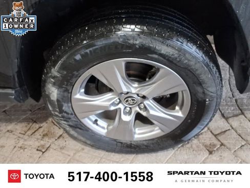 Used 2025 Toyota RAV4 XLE image 10