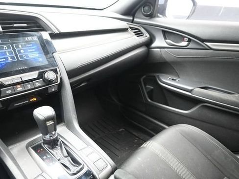 Used 2019 Honda Civic EX image 29