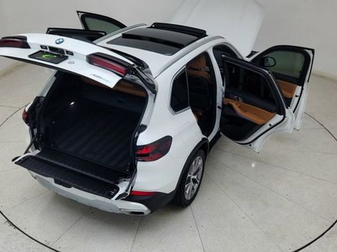 Used 2025 BMW X5 xDrive40i image 86