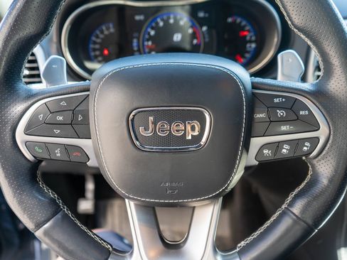 Used 2017 Jeep Grand Cherokee SRT AWD/4WD image 18