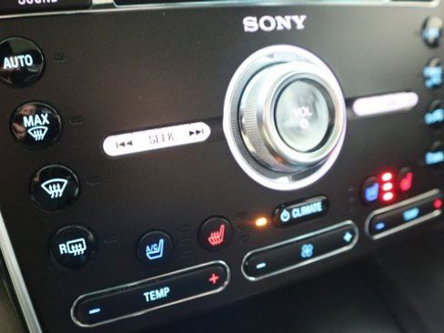 Used 2017 Ford Explorer Sport w/ Equipment Group 401A image 18