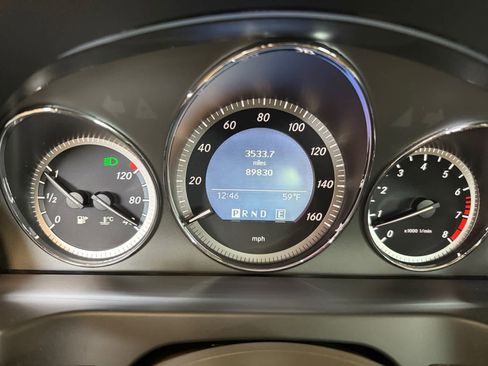Used 2011 Mercedes-Benz C 300 4MATIC Sedan image 14