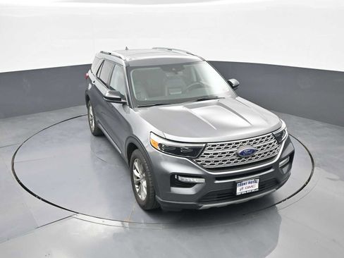 Used 2021 Ford Explorer Limited w/ Equipment Group 301A AWD/4WD image 35