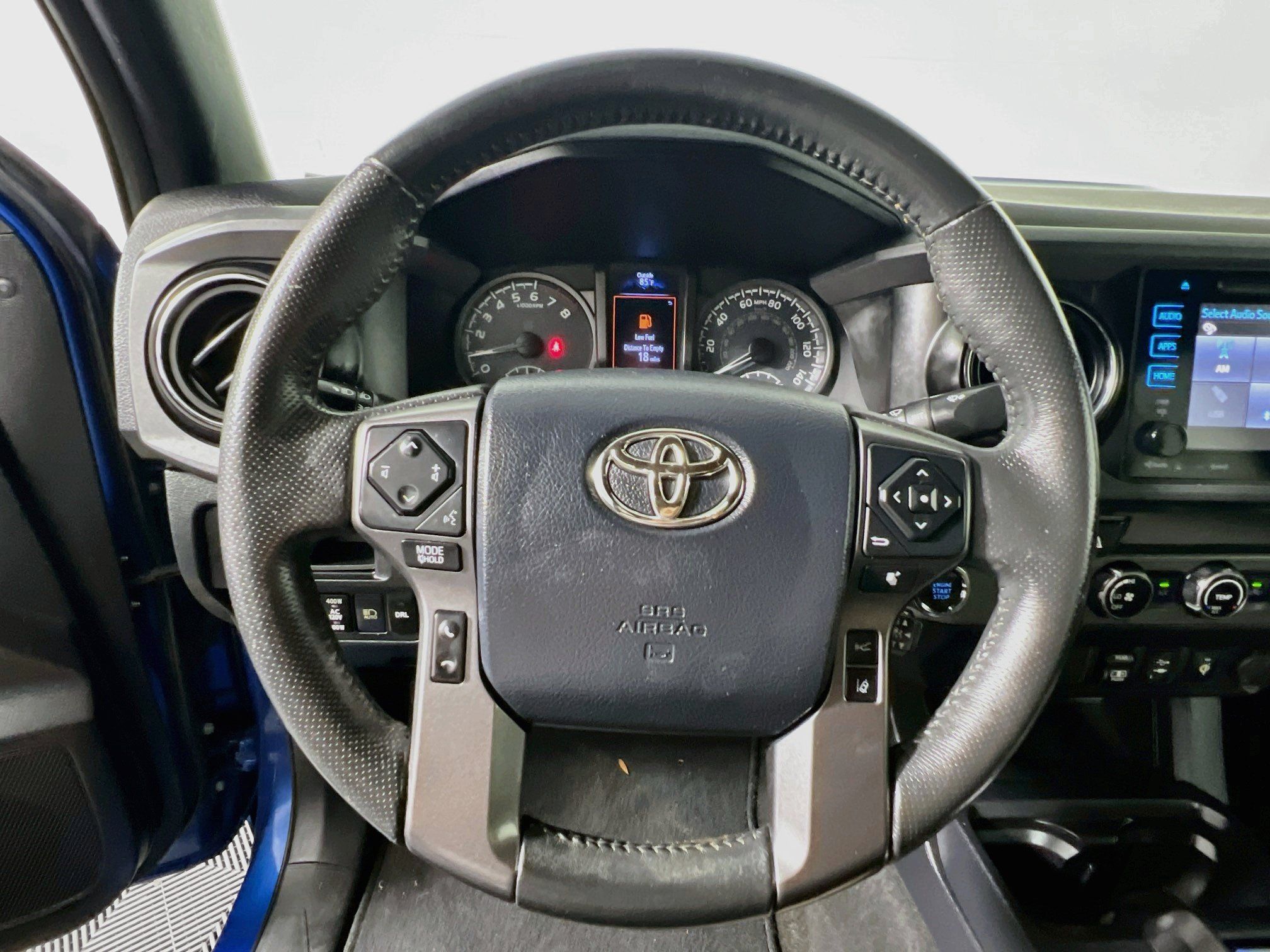 Used 2018 Toyota Tacoma TRD Sport RWD image 16