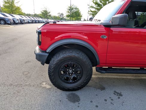 Used 2022 Ford Bronco Wildtrak AWD/4WD image 11