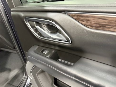 Used 2022 Chevrolet Tahoe Z71 w/ Luxury Package image 27