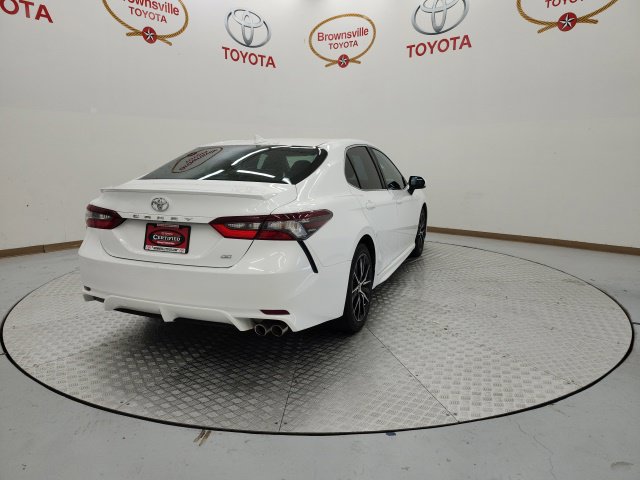 Certified 2022 Toyota Camry SE FWD image 8