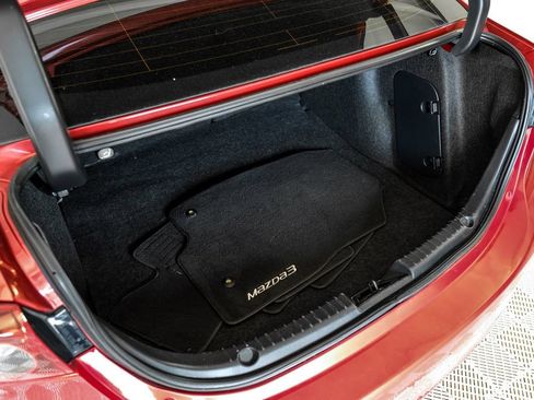 Used 2018 MAZDA MAZDA3 Touring FWD image 55