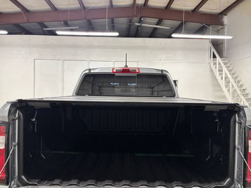Used 2024 GMC Canyon AT4 w/ Technology Package AWD/4WD image 23