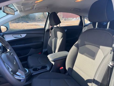 Used 2023 Kia Forte LXS image 15