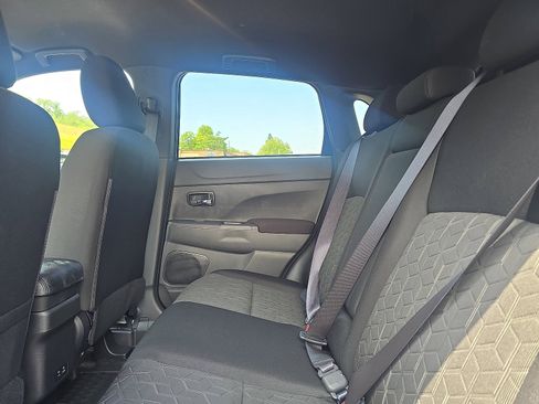 New 2025 Mitsubishi Outlander Sport AWD image 24
