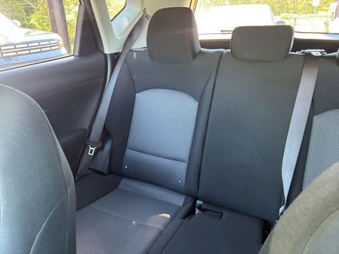 Used 2025 Kia Soul LX w/ LX Technology Package FWD image 37