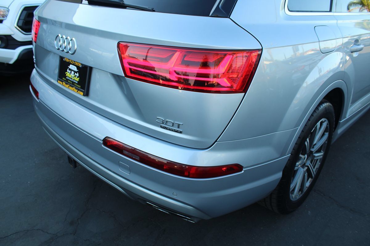 Used 2017 Audi Q7 3.0T Premium Plus w/ Premium Plus Package AWD/4WD image 17