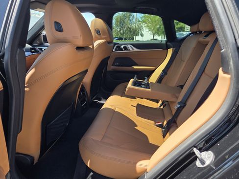 Certified 2023 BMW i4 eDrive35 RWD image 6