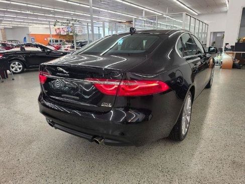 Used 2020 Jaguar XF Prestige AWD/4WD image 5