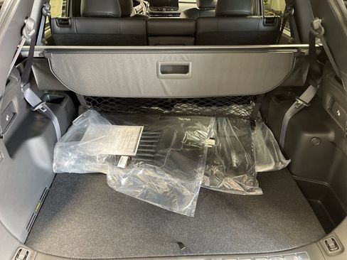 New 2025 Mitsubishi Outlander SE image 31