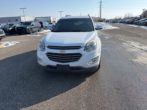 Used 2017 Chevrolet Equinox Premier w/ Enhanced Convenience Package image 5