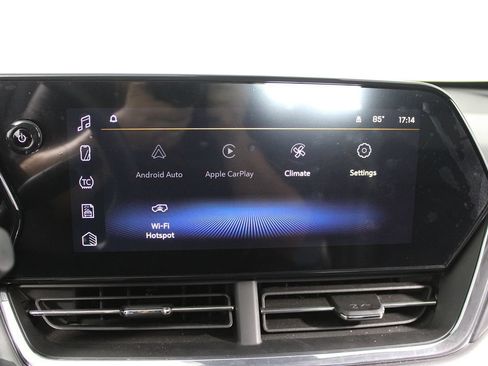Used 2026 Chevrolet Trax ACTIV FWD image 24