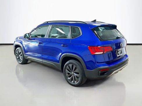 Used 2022 Volkswagen Taos S image 5