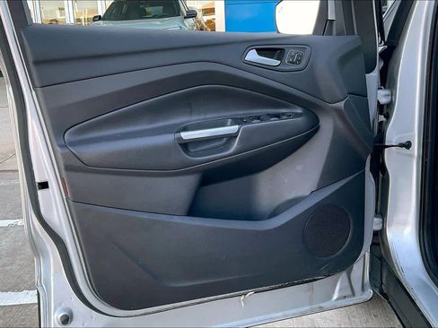 Used 2017 Ford Escape Titanium image 22