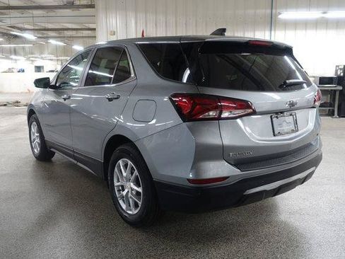 Used 2024 Chevrolet Equinox LT w/ LPO, Floor Liner Package FWD image 5