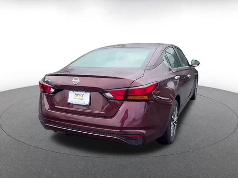 Used 2025 Nissan Altima 2.5 SV image 14