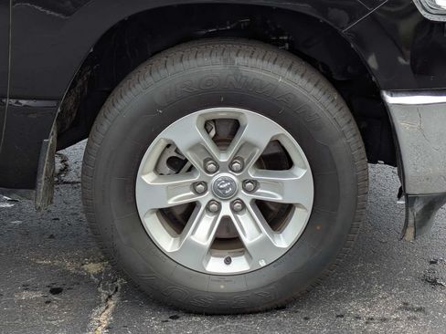 Used 2024 RAM 1500 Laramie RWD image 11
